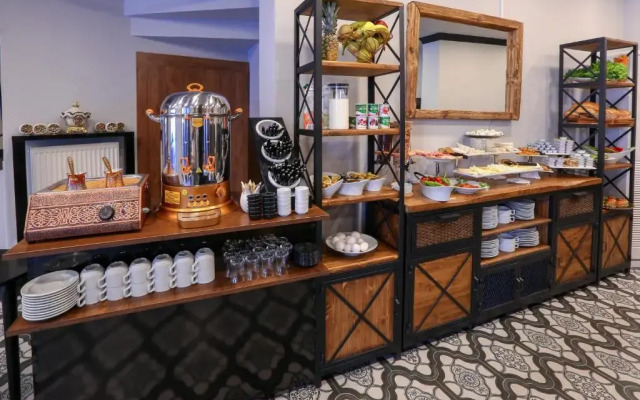 Maca Otel