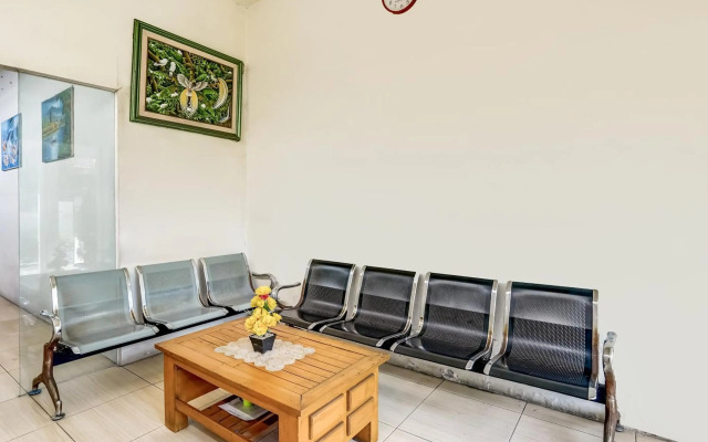 OYO 91361 Benlin D'kost Syariah