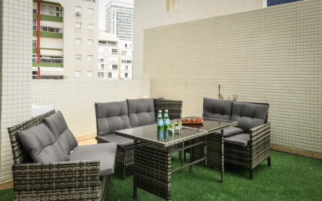 Seaside Escape with Private Patio by Sea N Rent