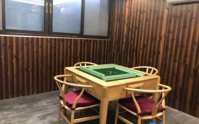Yichun Dequan Hot Spring Hotel