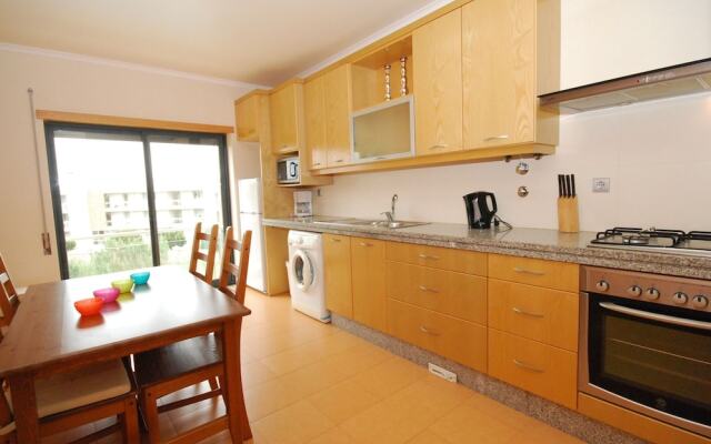 Attractive Holiday Home Near the Beach