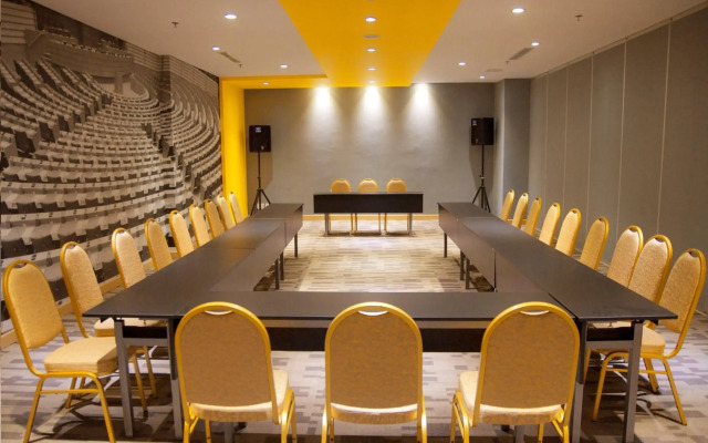 ibis Padang Hotel