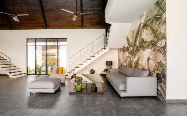 Exclusive Villas Complex, 8 BR, Canggu With Staff
