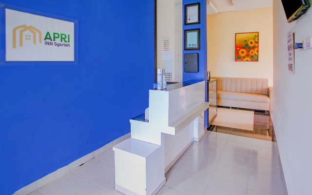 Apri Inn Syariah by Oyo Rooms