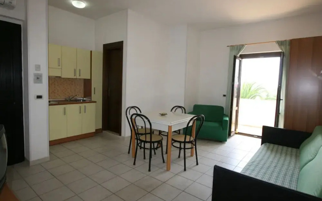 Nice Apartment with Balcony near Puglia Beach