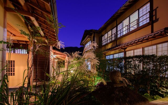 Yufuin Onsen Wafu Ryokan Tsuenosho