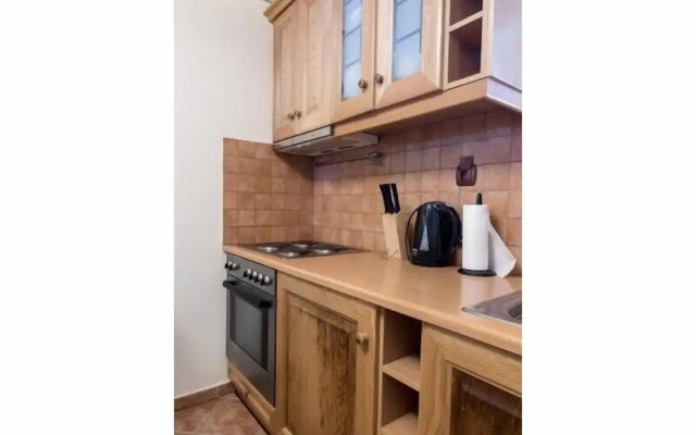 Golden Sand Apartments