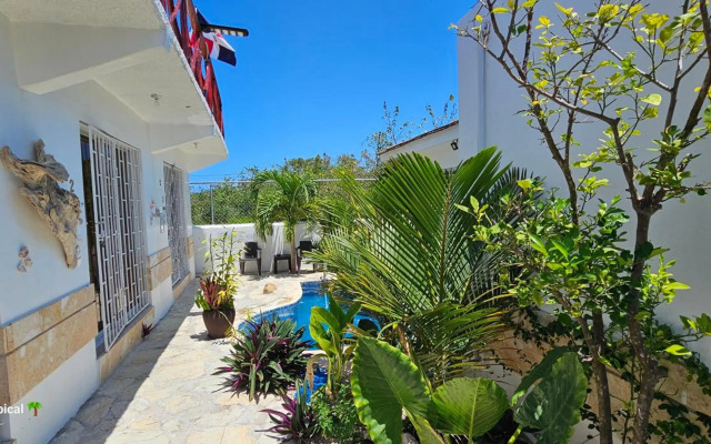 Luxury House Bungalow and apartments La Botánica Tropical