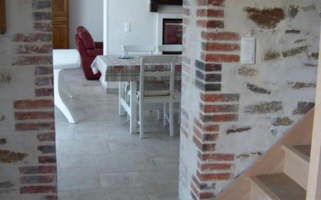 Gîte La Roche-sur-Yon, 5 pièces, 10 personnes - FR-1-426-157