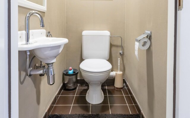 Apartment With a Nice Terrace