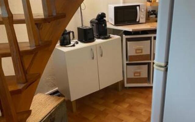 CHEZ ZIZOU - F2 CAP Dâ€™ANTIBES VERSANT OUEST