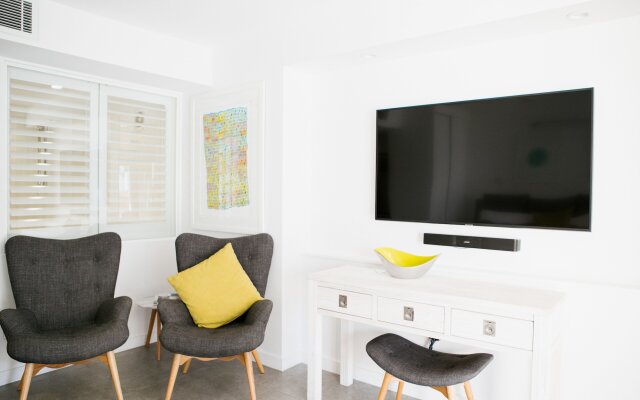 Netanya Noosa Beachfront Resort
