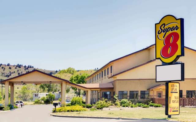 Super 8 by Wyndham Klamath Falls