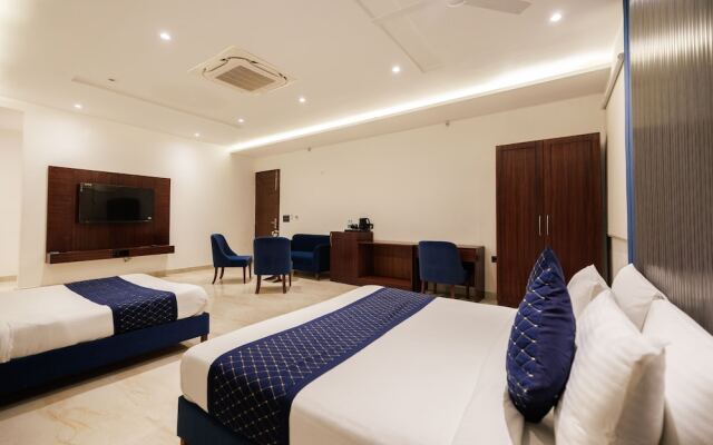 The Eliot Hotel & Banquet