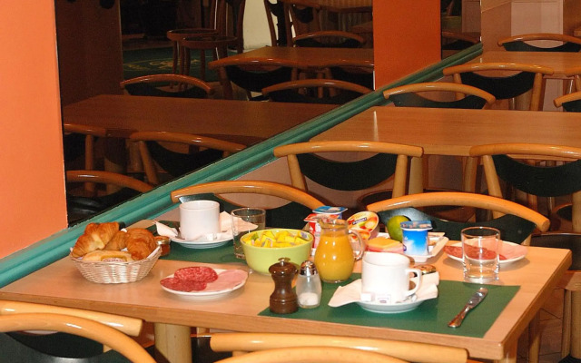 Hotel Transcontinental
