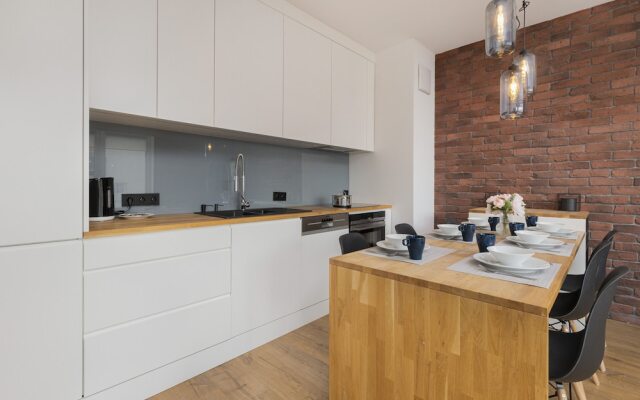 Navalis Apartments Gdynia by Renters