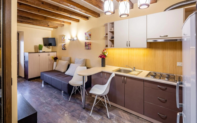 Alfa Apartments Rynok Square 18