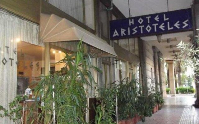 Aristoteles Hotel