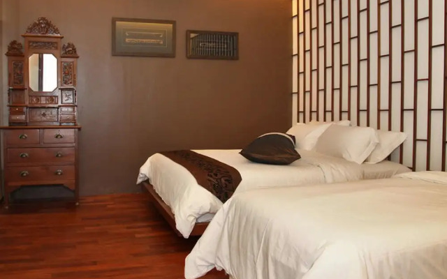 Courtyard At Heeren Boutique Hotel
