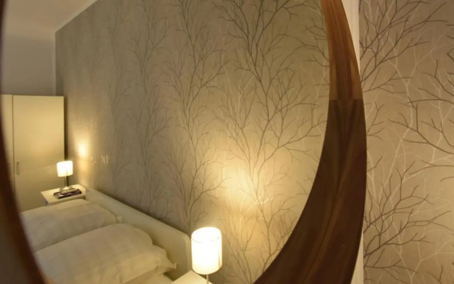 Neferprod Apartments - IS - CAM 03