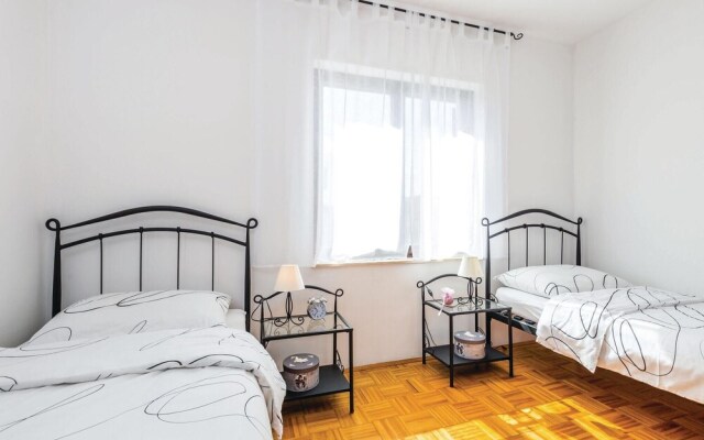 Beautiful Home in Jadranovo With Wifi and 2 Bedrooms