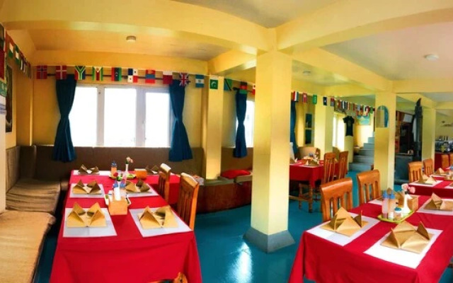 Thanka Inn Gokyo