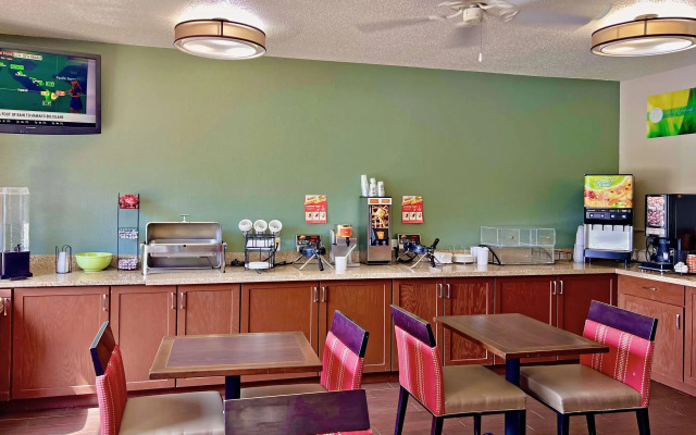 Quality Inn & Suites