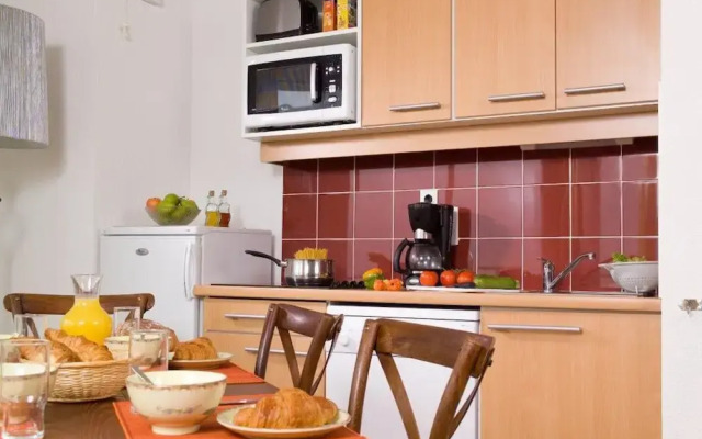 Comfortably Furnished Apartment With a sea View
