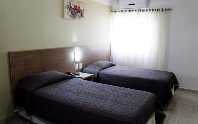 Francisco Beltrão Palace Hotel