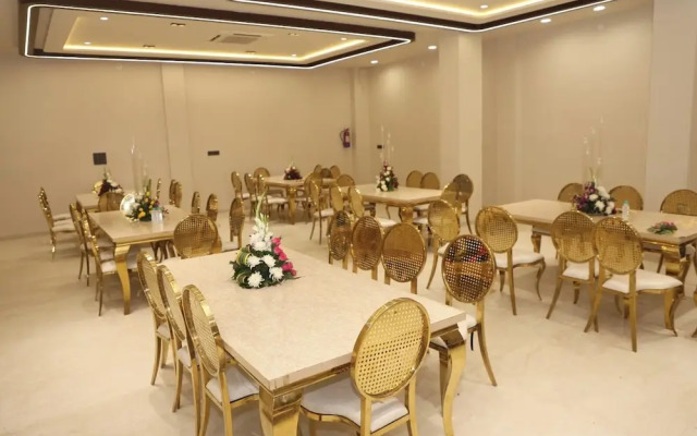 The Meera Hotel