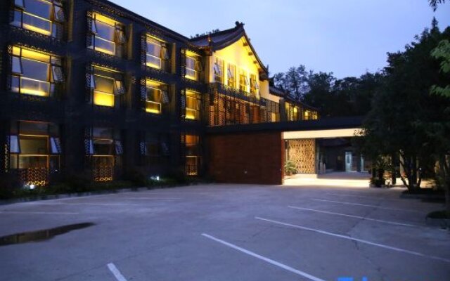 Dangui Hotel (Yangzhou Slender West Lake)