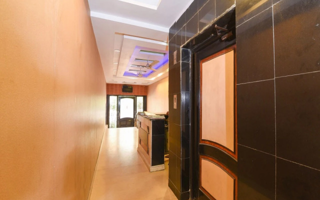 OYO 14721 Hotel Vishesh Continental