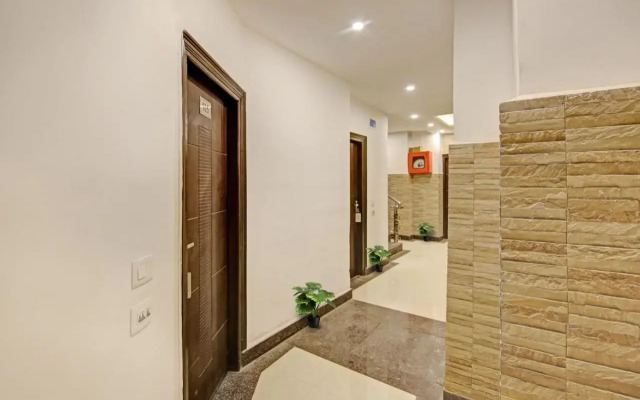 OYO Flagship 70251 Hotel Starwood