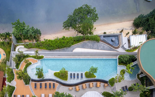 S. Sriracha Hotel and Residence