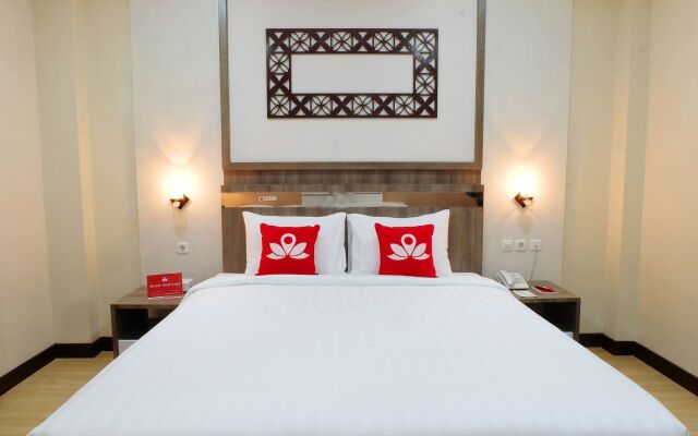 Zen Rooms Mandiri Mansion Galaxy Mall