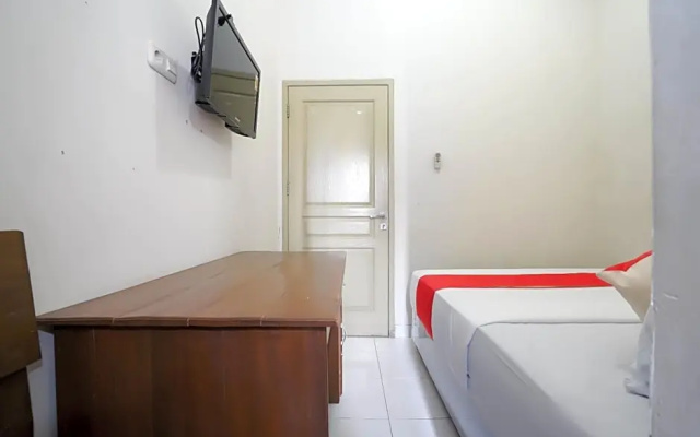 OYO Life 2874 Berlian Residence