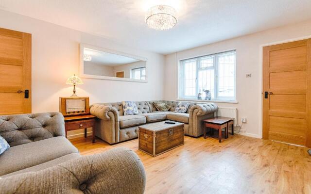 Cosy 2 bed - with relaxing garden!