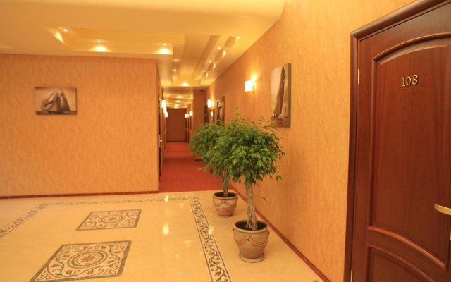 Dnepr Hotel