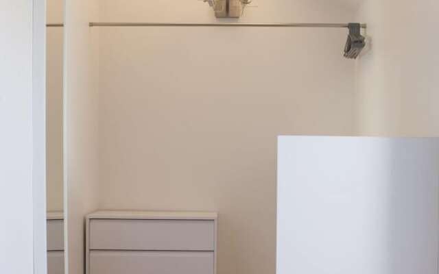 ORM - Cristal Apartment