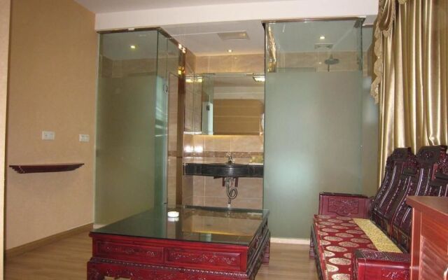 Hong Qi Grand Hotel