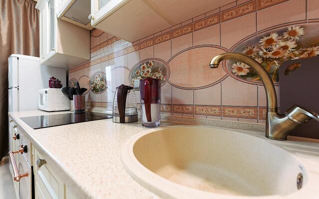 Пять звезд на Советской 45