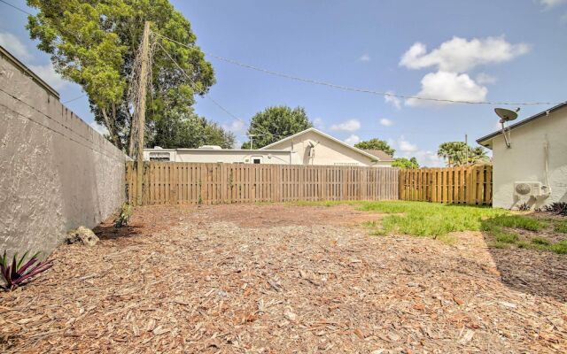 Lovely Lauderhill Retreat < 12 Mi to Beach!