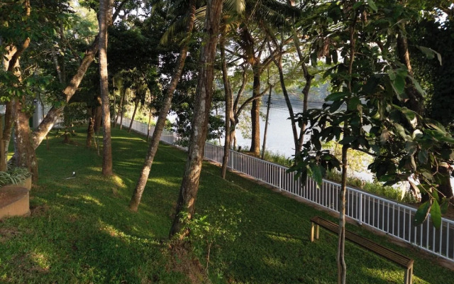 Waters Spring Hotel