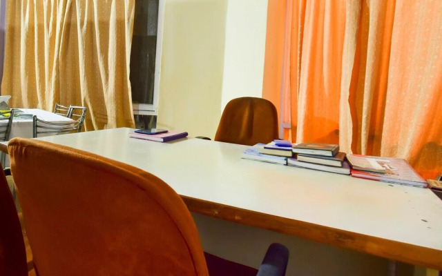 The Roam Way By OYO Rooms