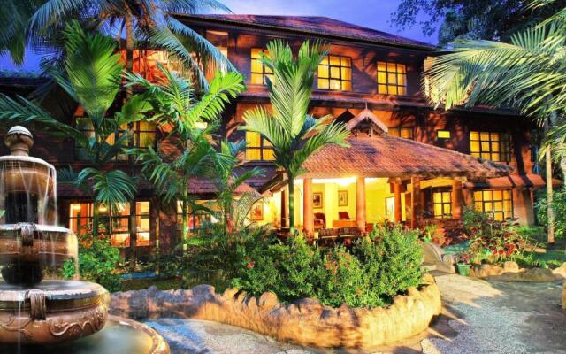Emarald Resort