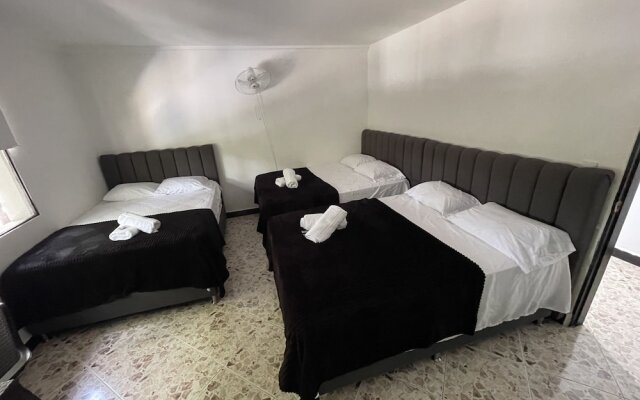 Hotel De León Estadio