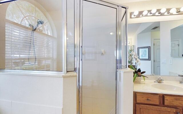 Anthea's Orange Tree 4 Bedroom Home