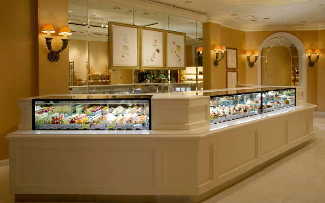 Yokohama Royal Park Hotel