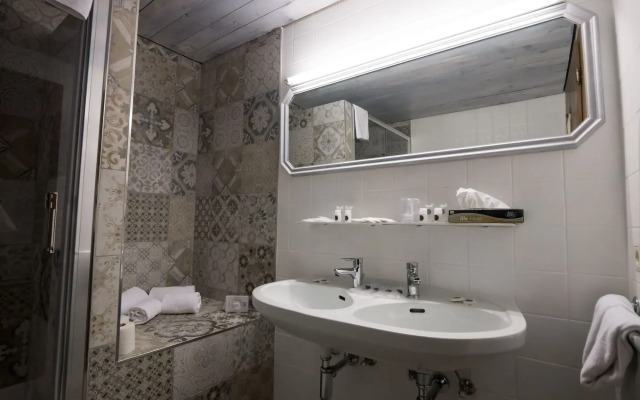 Schlosshotel Rosenegg