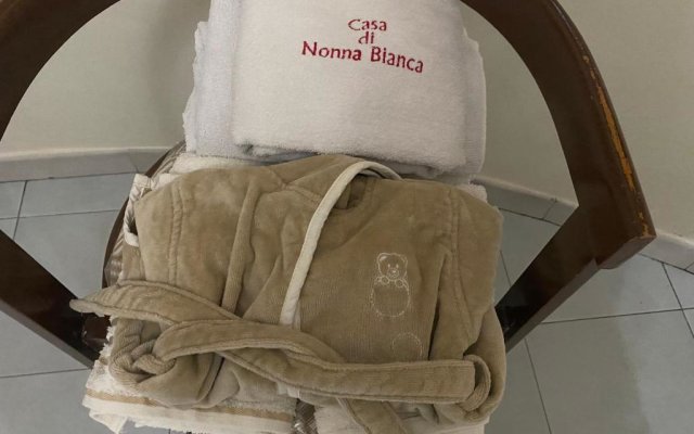 Casa Nonna Bianca Appartamento Pratico a Pochi Minuti Da Napoli